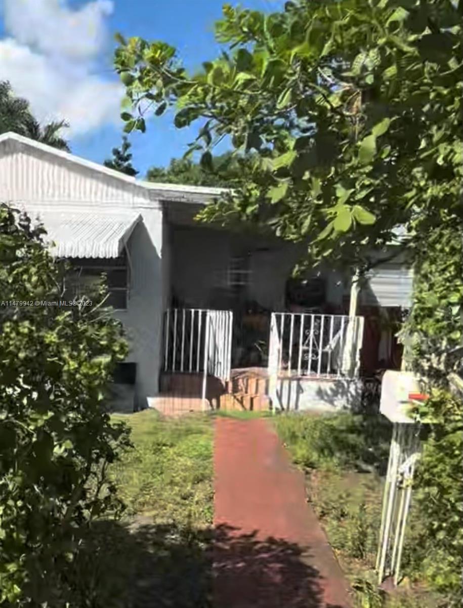 301 E 63rd St, Hialeah FL 33013 photo 5