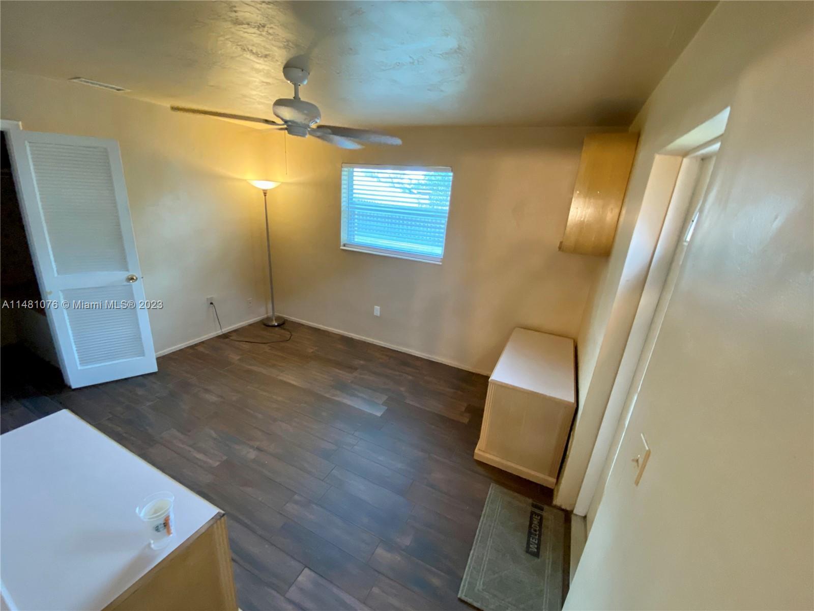 8391 NW 27th Pl, Sunrise FL 33322 photo 4