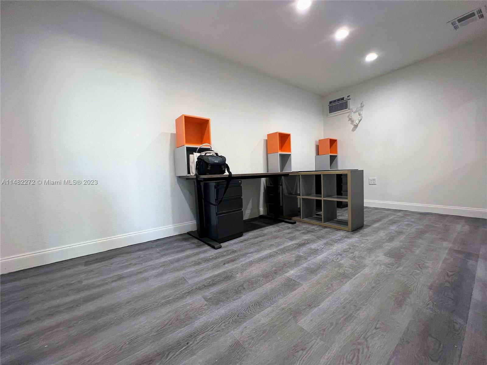 2381 SW 57th Ave, West Park FL 33023 photo 5