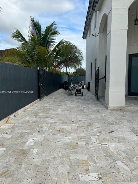 18355 NW 89th Ave # 18355, Hialeah FL 33018 photo 2