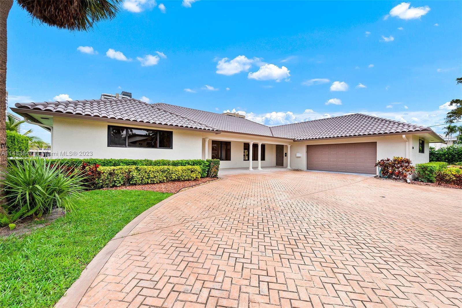 531 Palm Dr, Hallandale Beach FL 33009 photo 2