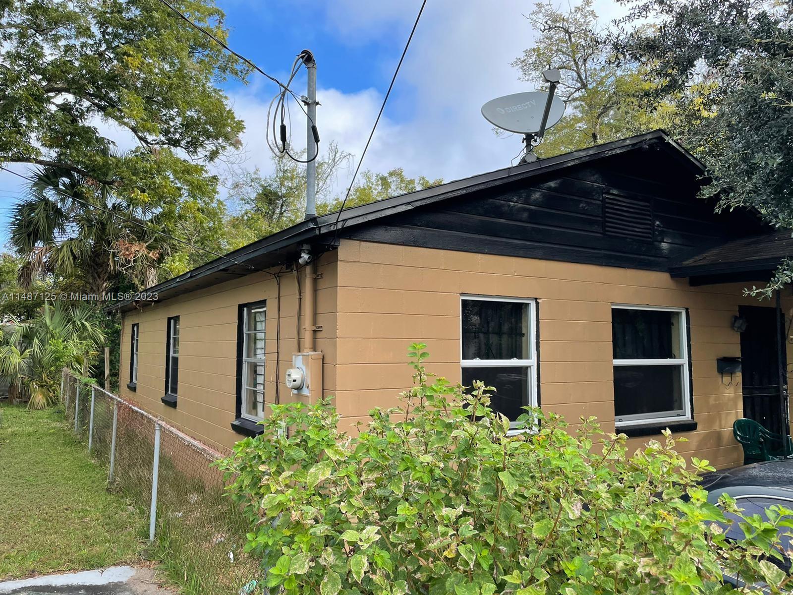1491 W 25th, Jacksonville FL 32209 photo 3