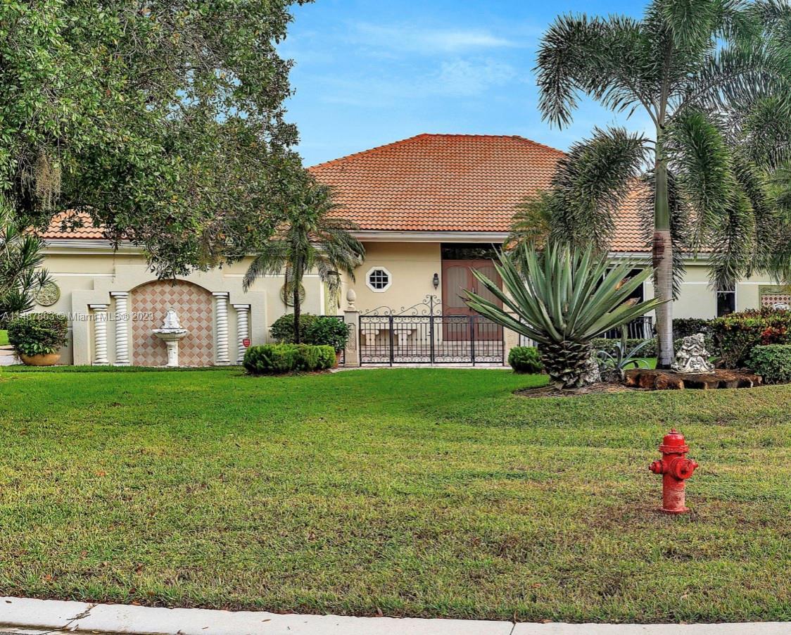 1850 Breakers West Ct, West Palm Beach FL 33411 photo 3