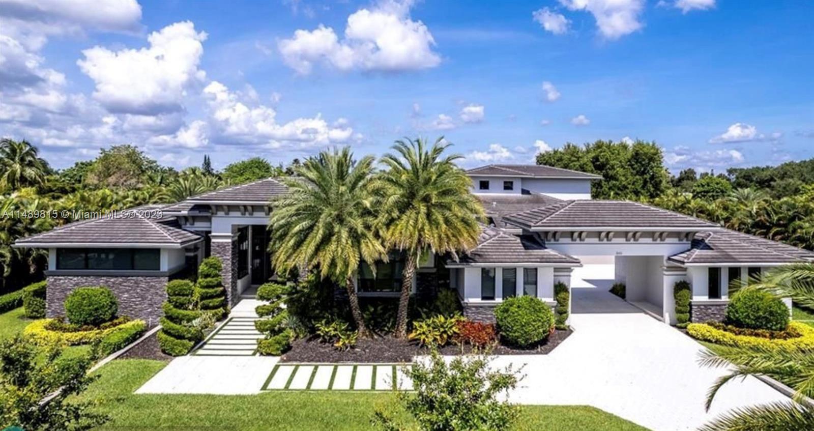 899 NW 120th Ave, Plantation FL 33325
