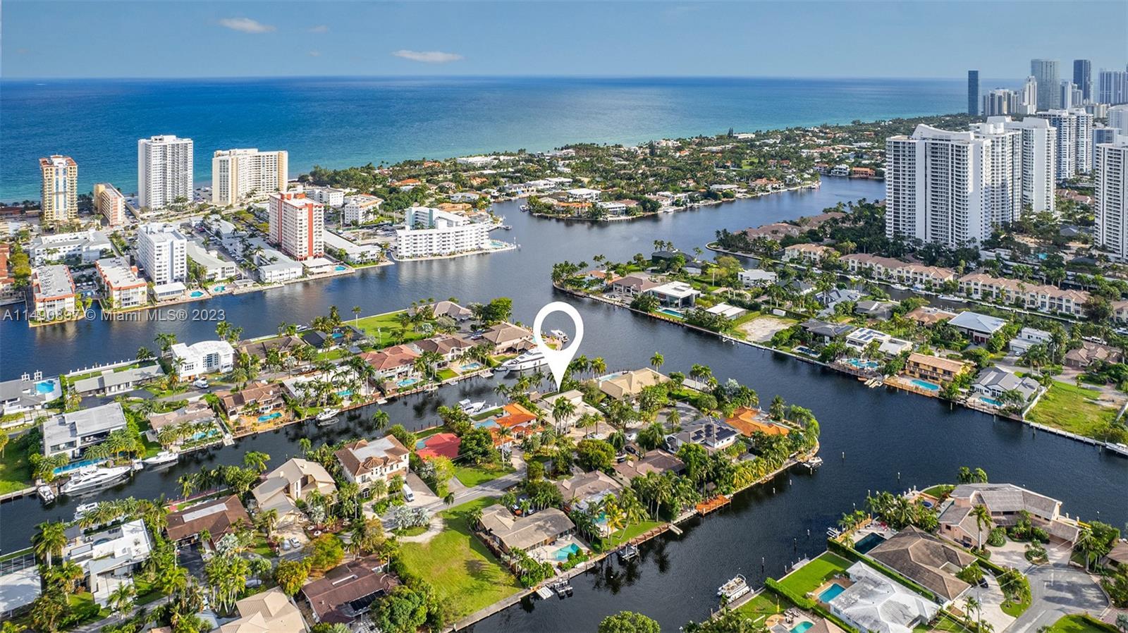 649 Hibiscus Dr, Hallandale Beach FL 33009 photo 2