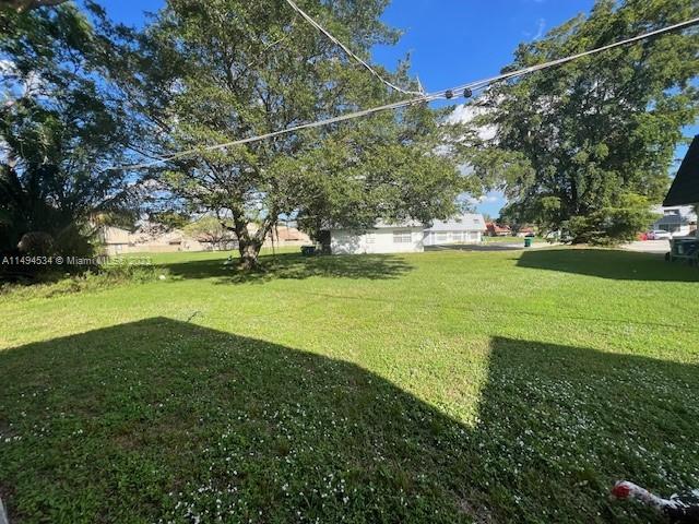 2016 NW 59th Way # 2016, Lauderhill FL 33313