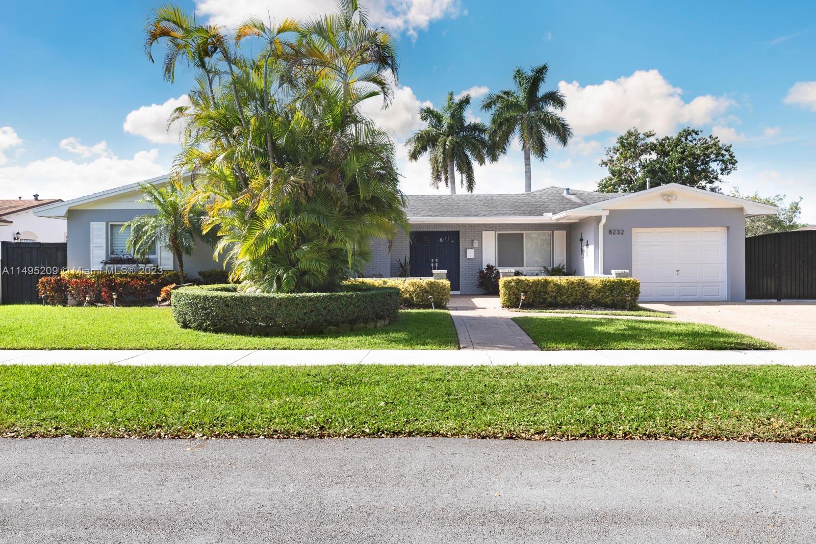 8232 SW 140th Ct, Miami FL 33183