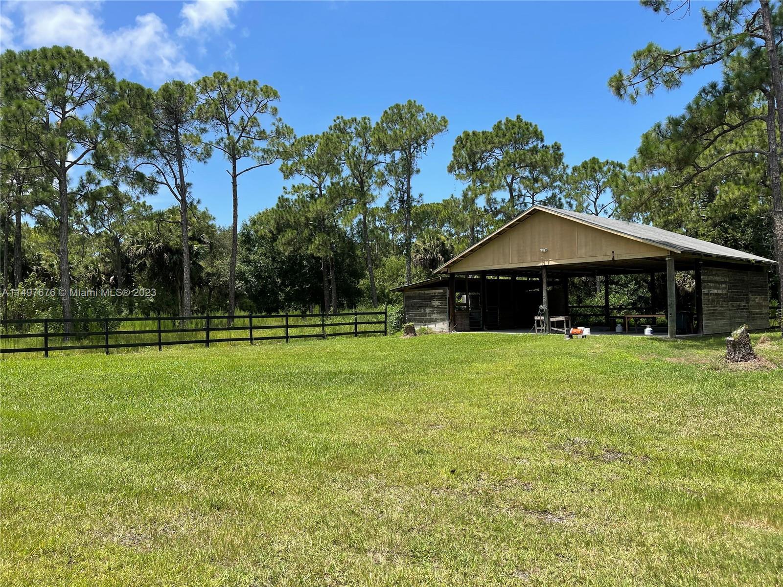25401 SW 86th St, Indian Town FL 34956 photo 4