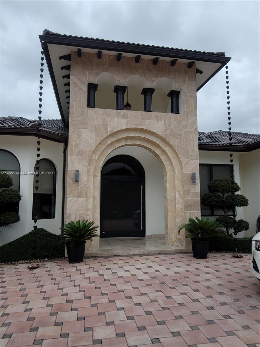 115 NW 128th Ave, Miami FL 33182 photo 2