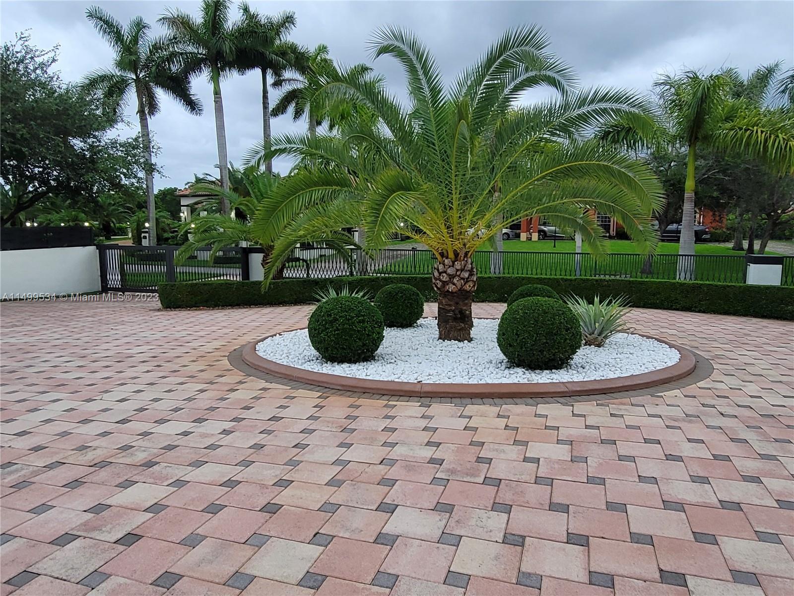 115 NW 128th Ave, Miami FL 33182 photo 3