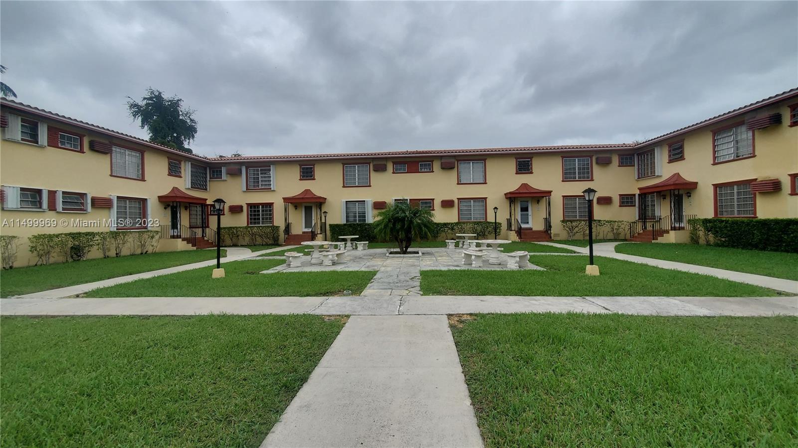 661 SW 11th St # 24W, Miami FL 33129