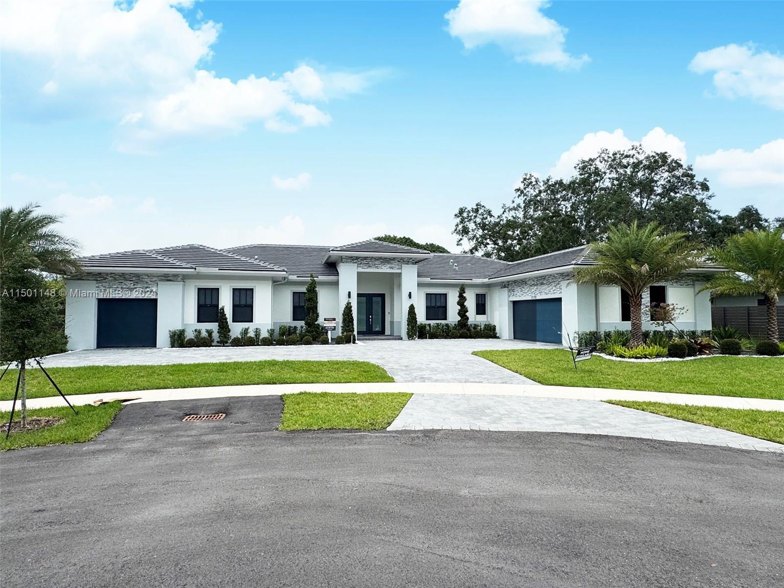 11172 SW 91 Ave, Miami FL 33176