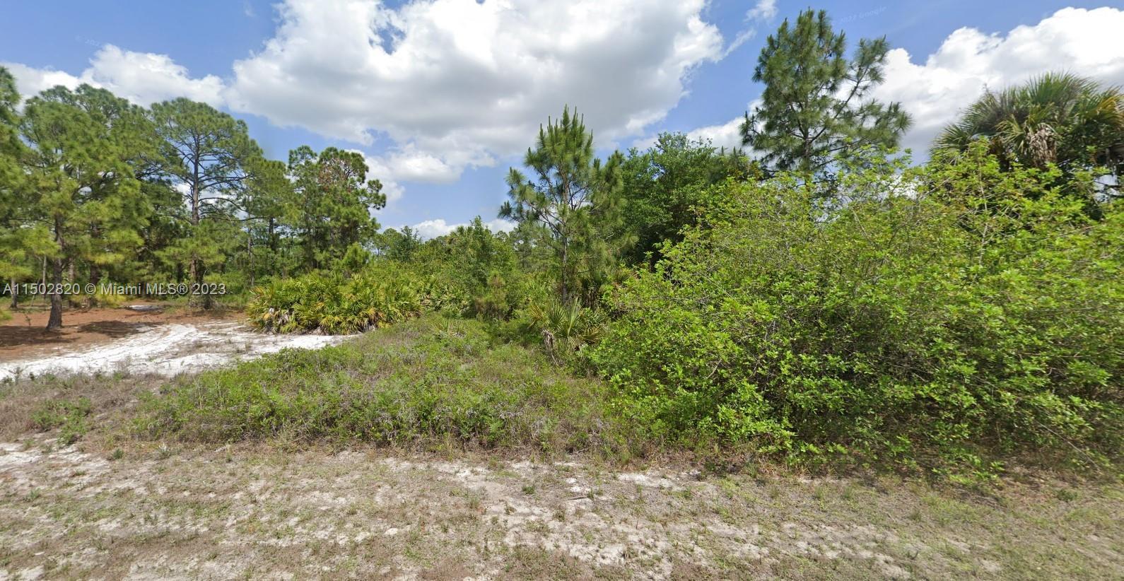 633 Wabasso Ave S, Lehigh Acres FL 33974