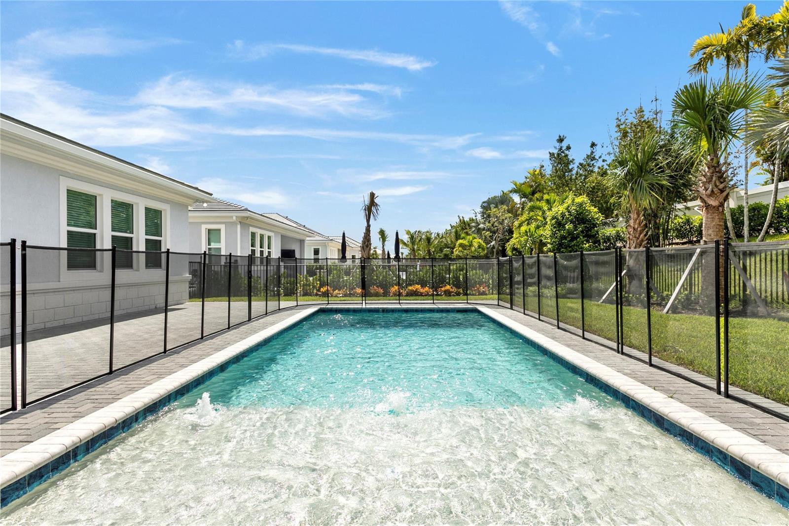 9224 Crestview Circle, Palm Beach Gardens FL 33412 photo 2
