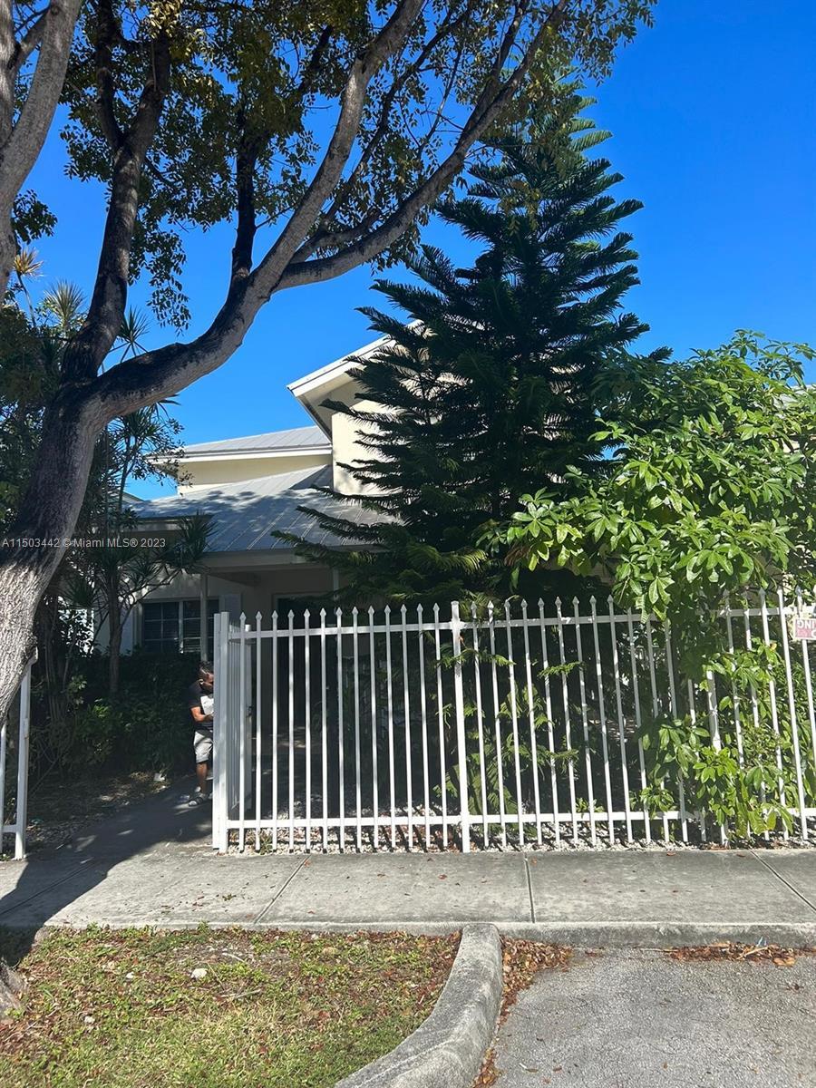 345 NW 19th St # 76, Miami FL 33136 photo 5