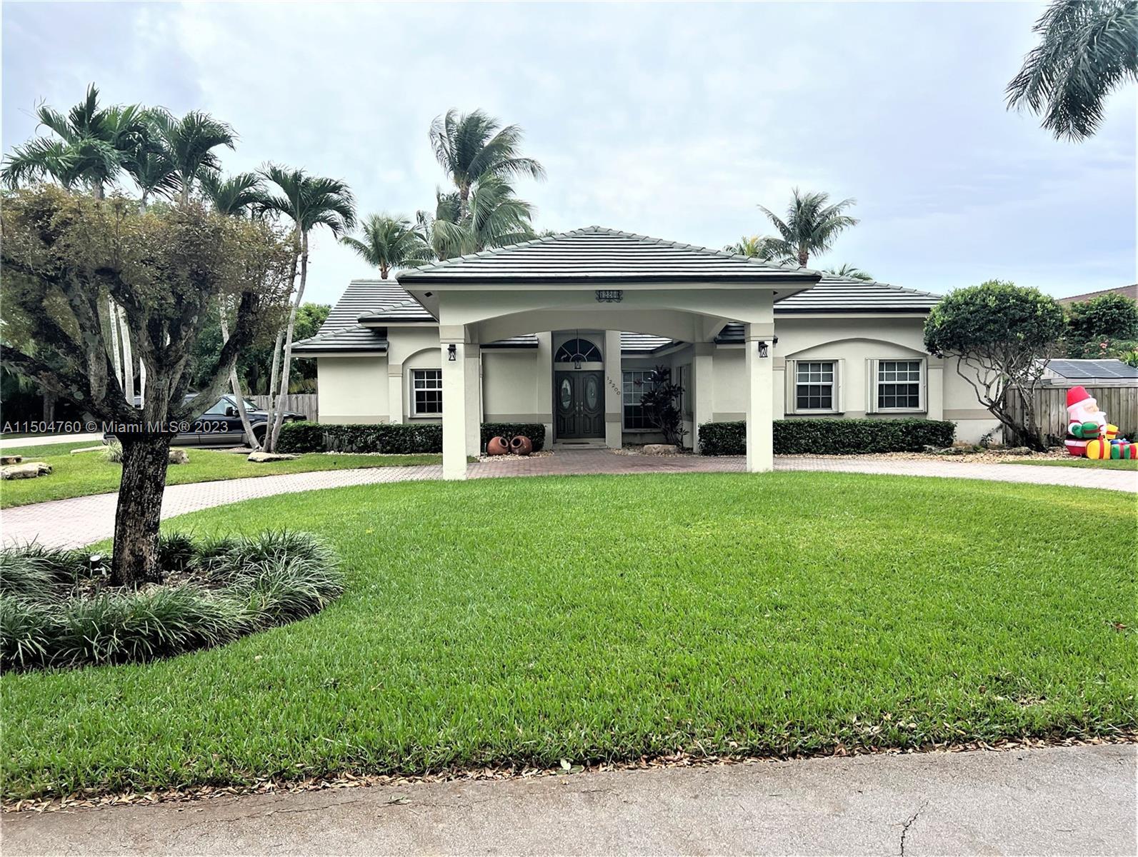 12200 SW 100th St, Miami FL 33186