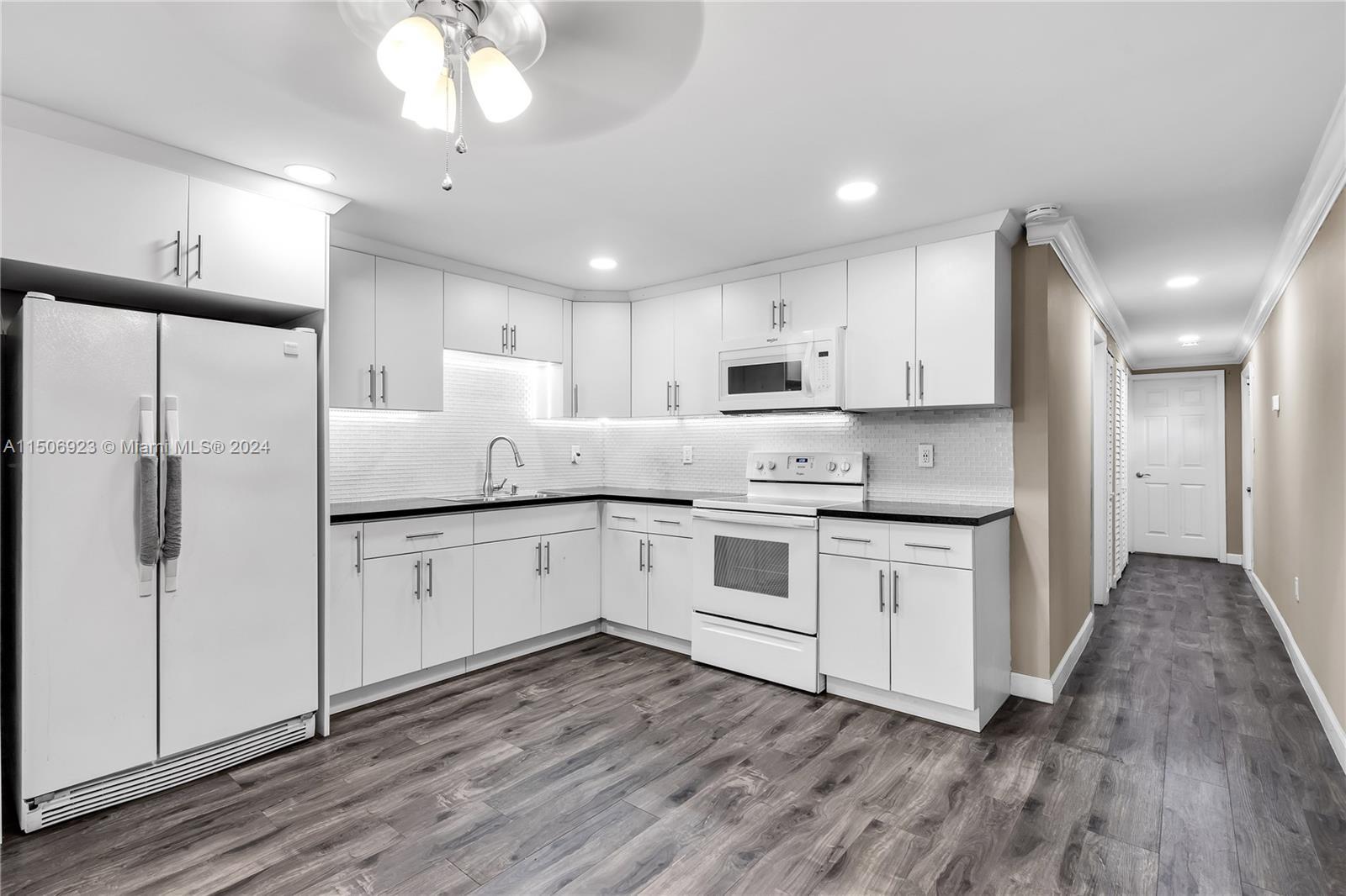 11201 SW 55th St  H30, Miramar FL 33025 photo 5