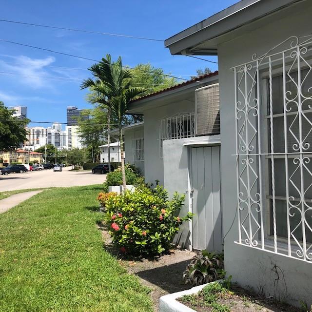 1910 SW 7th Ave # 1, Miami FL 33129