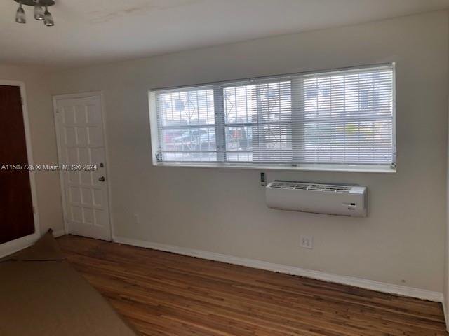 1910 SW 7th Ave # 1, Miami FL 33129 photo 5