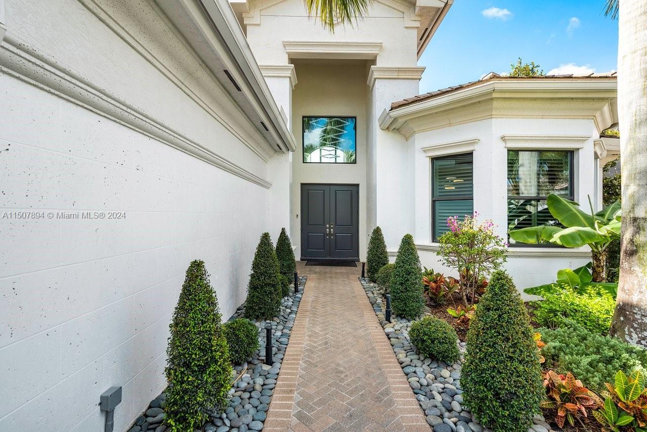 16849 Pierre Cir, Delray Beach FL 33446 photo 4