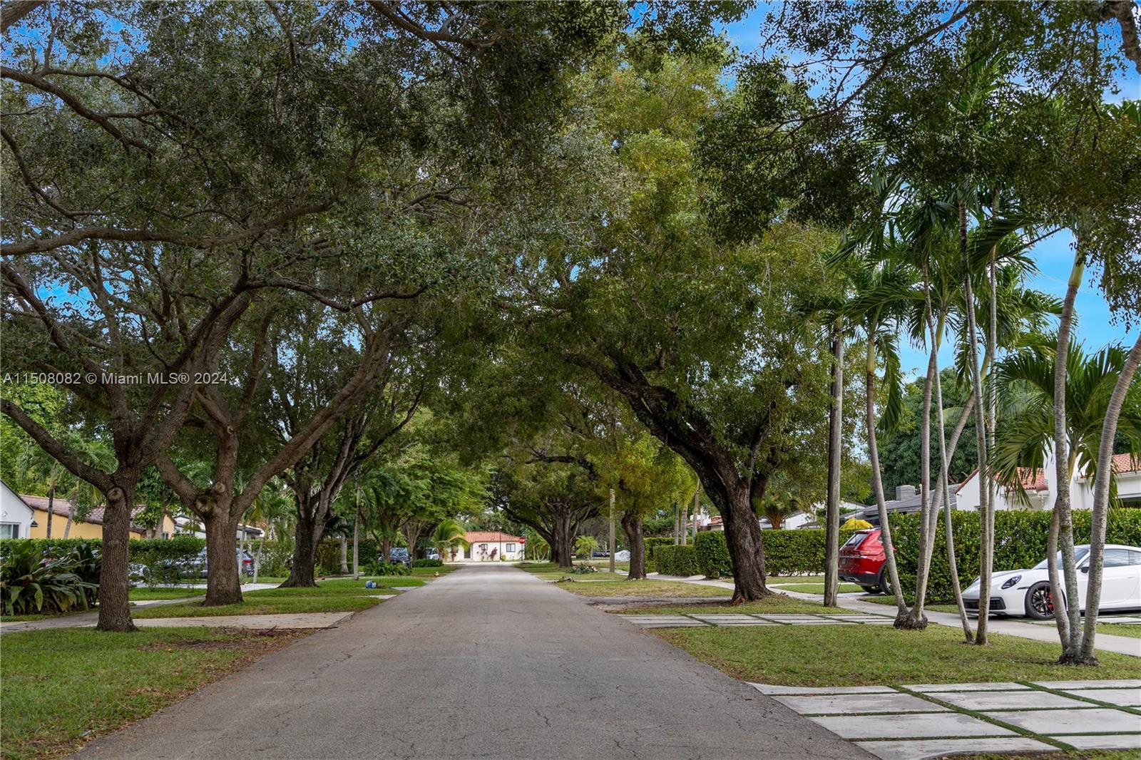 80 NW 92nd St, Miami Shores FL 33150 photo 2
