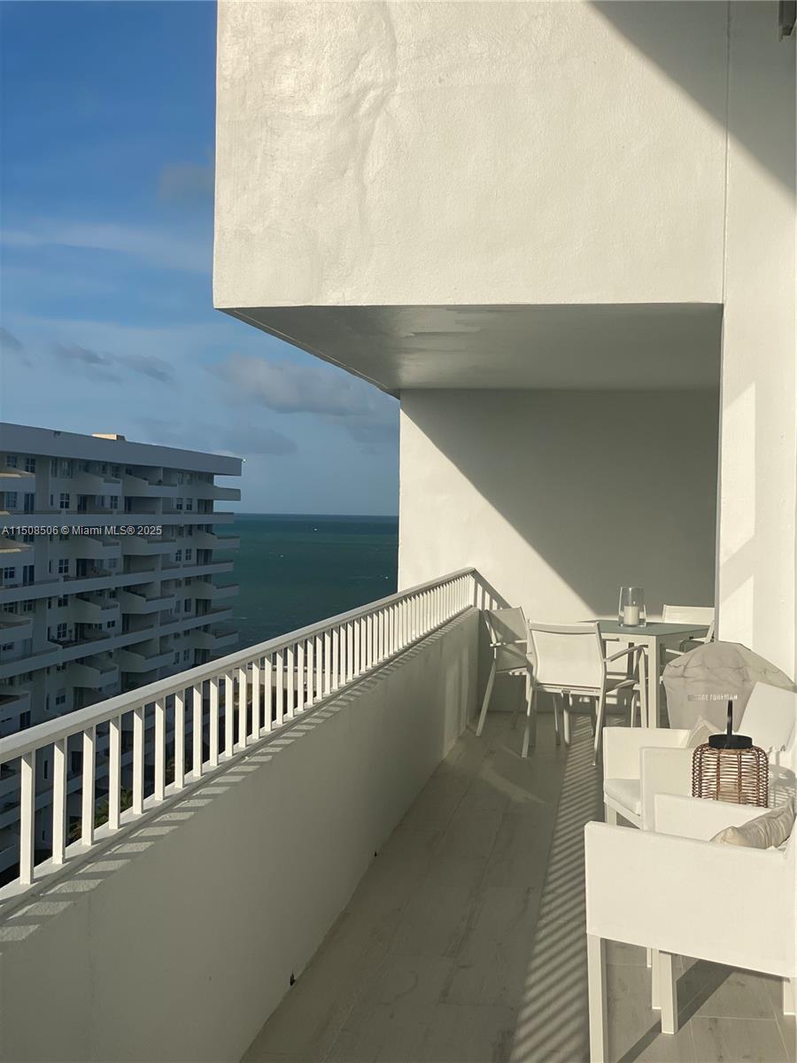 199 Ocean Lane Dr # 1112, Key Biscayne FL 33149 photo 2