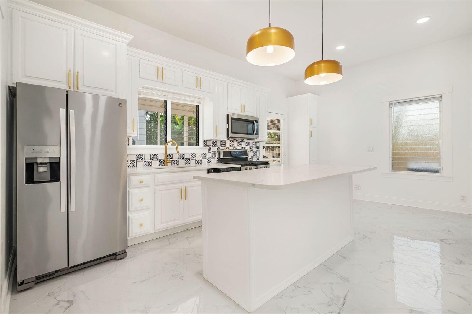 232 Rugby Road, West Palm Beach FL 33405 photo 4