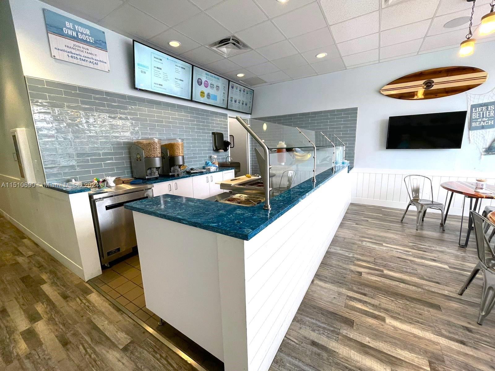 9095 S Dixie Hwy, Pinecrest FL 33156