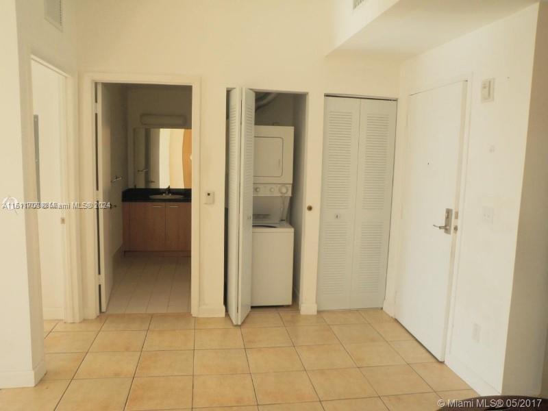 1350 NW 8th Ct # 5, Miami FL 33136 photo 5