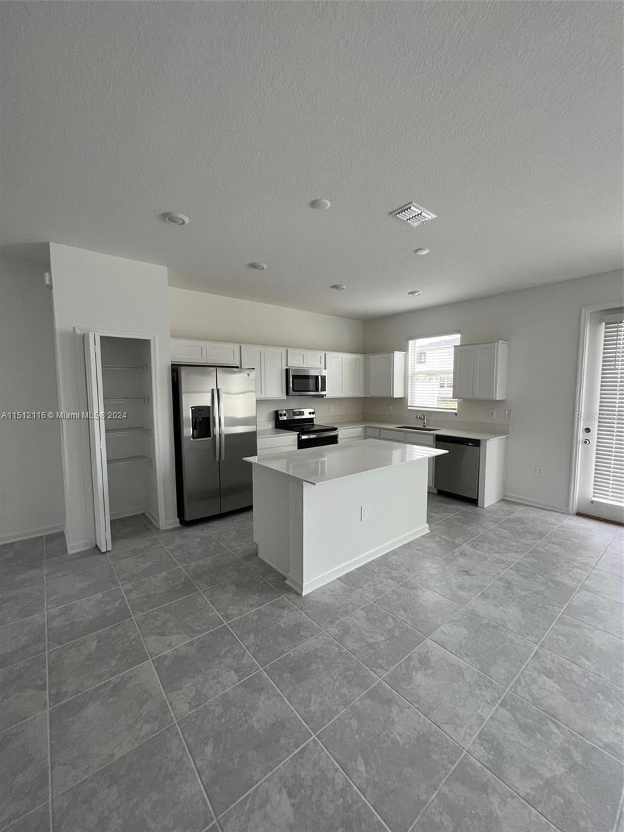 304 Nine Iron drive # 0, Davenport FL 33896 photo 4