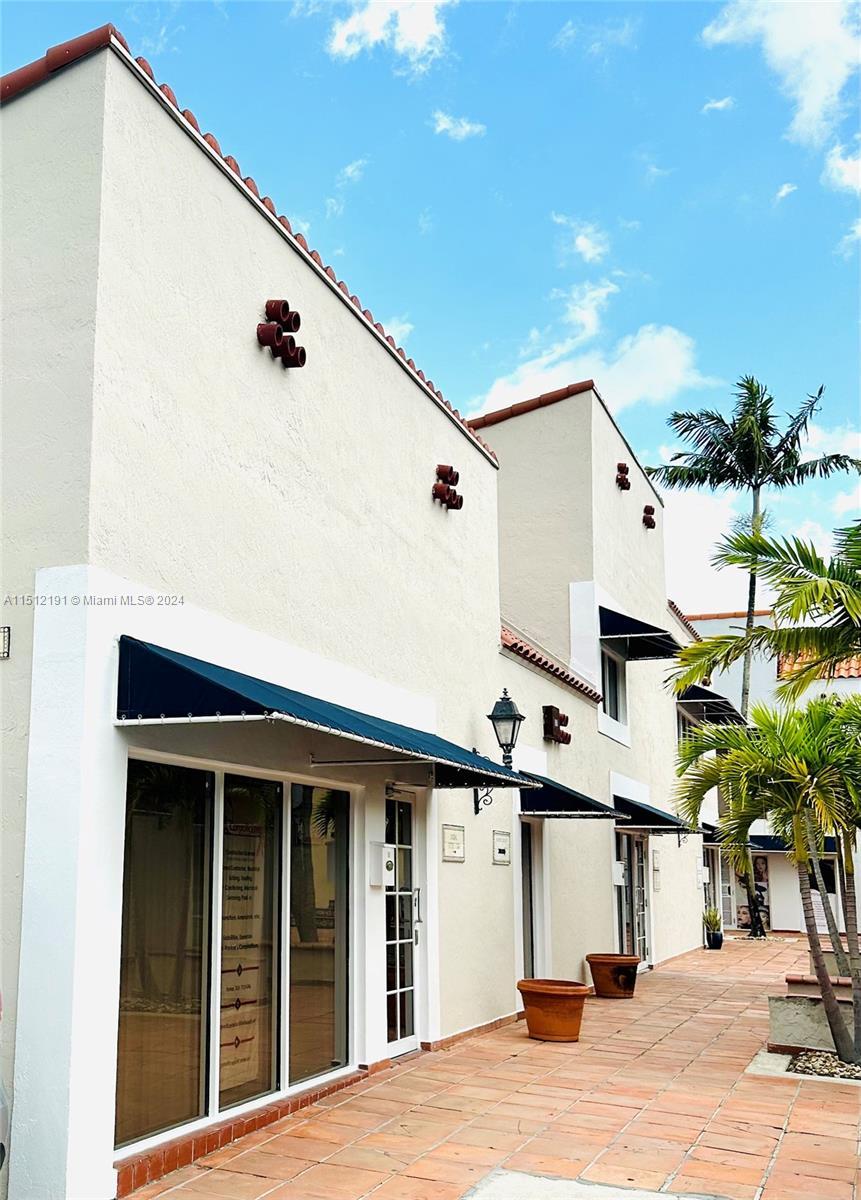 10580 NW 27th St # 13, Doral FL 33172