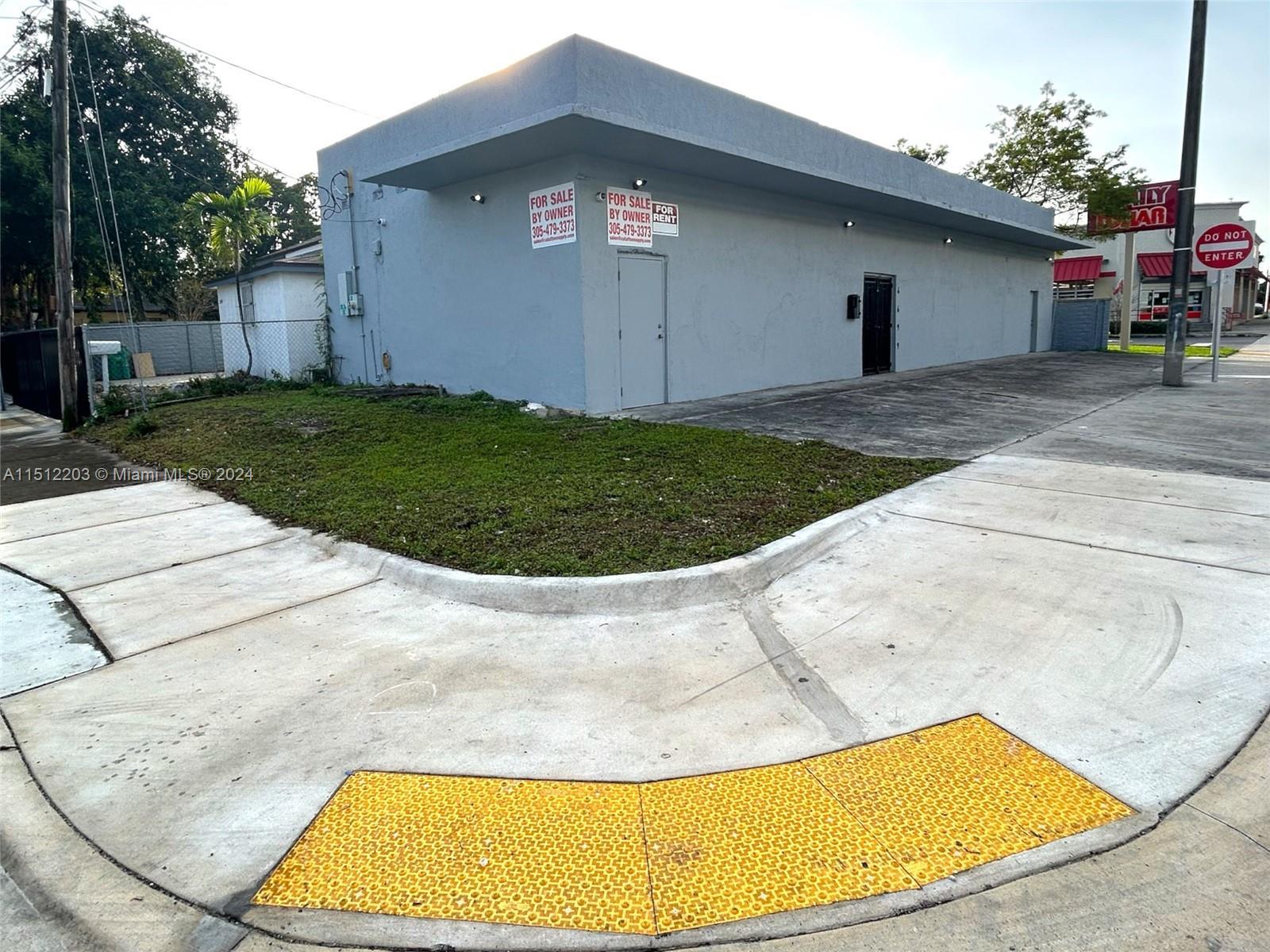 4699 NW 27th Ave, Miami FL 33142 photo 2