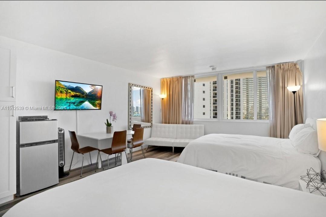 19201 Collins Ave, # 1143, Sunny Isles Beach FL 33160 photo 2