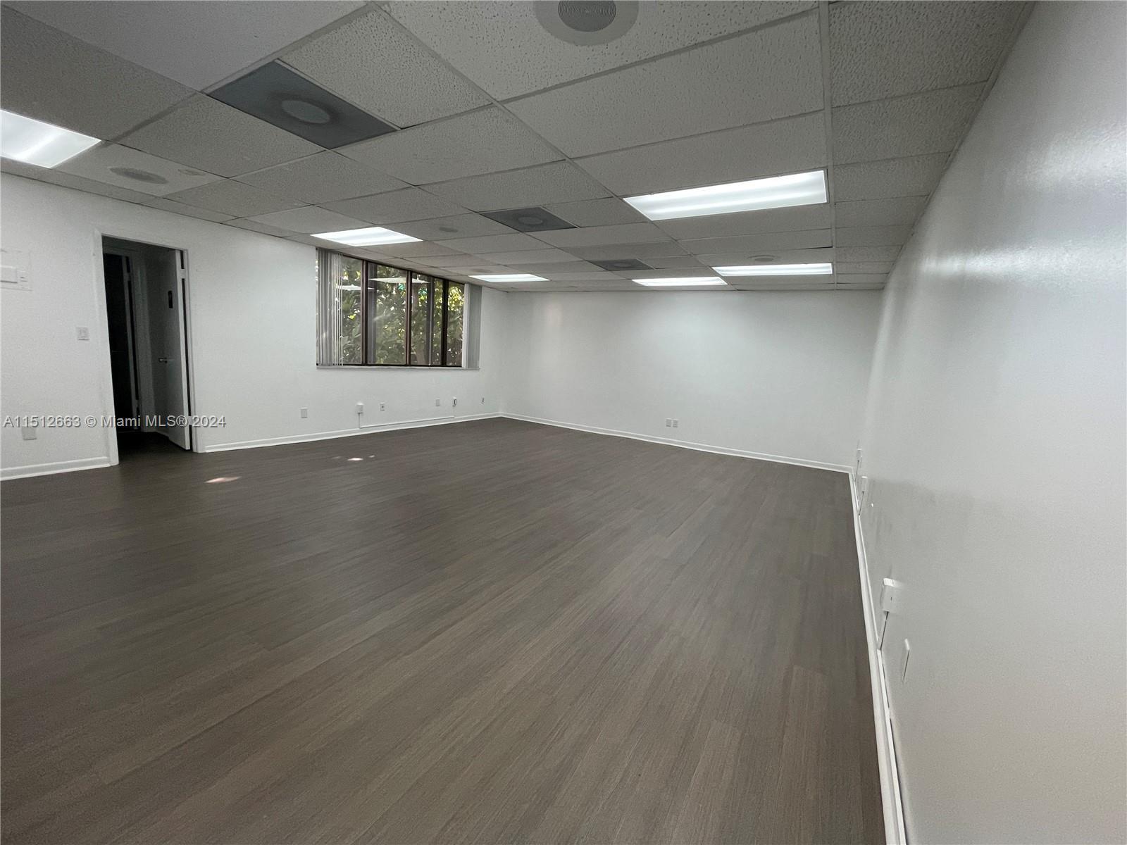 2843 Pembroke Rd, Hollywood FL 33020 photo 4