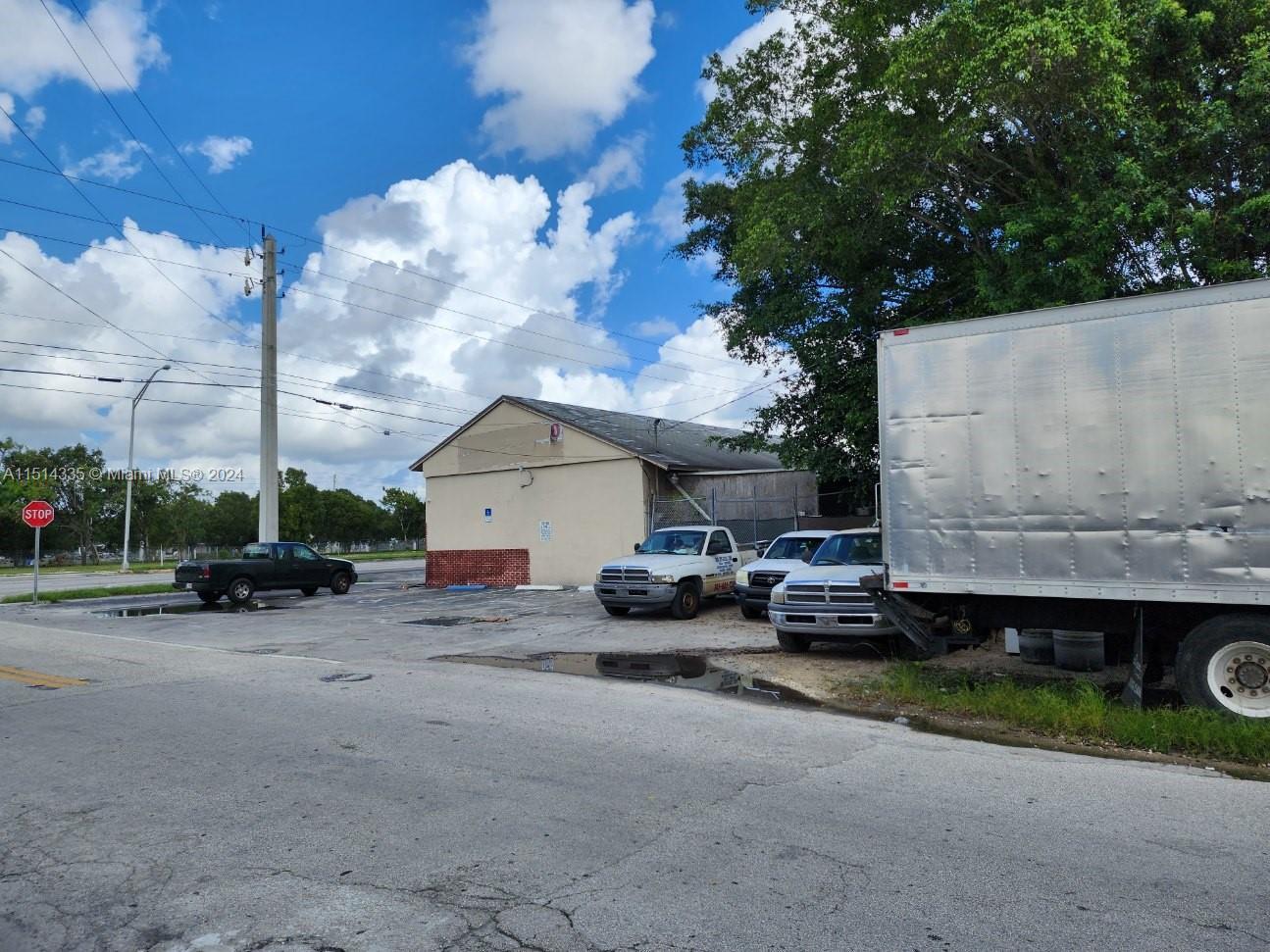 23095 S Dixie Hwy, Miami FL 33170 photo 5