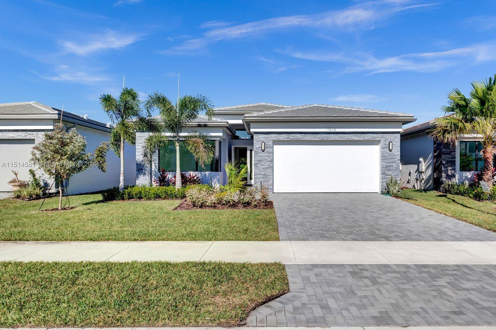 17576 Rainstream Rd, Boca Raton FL 33496