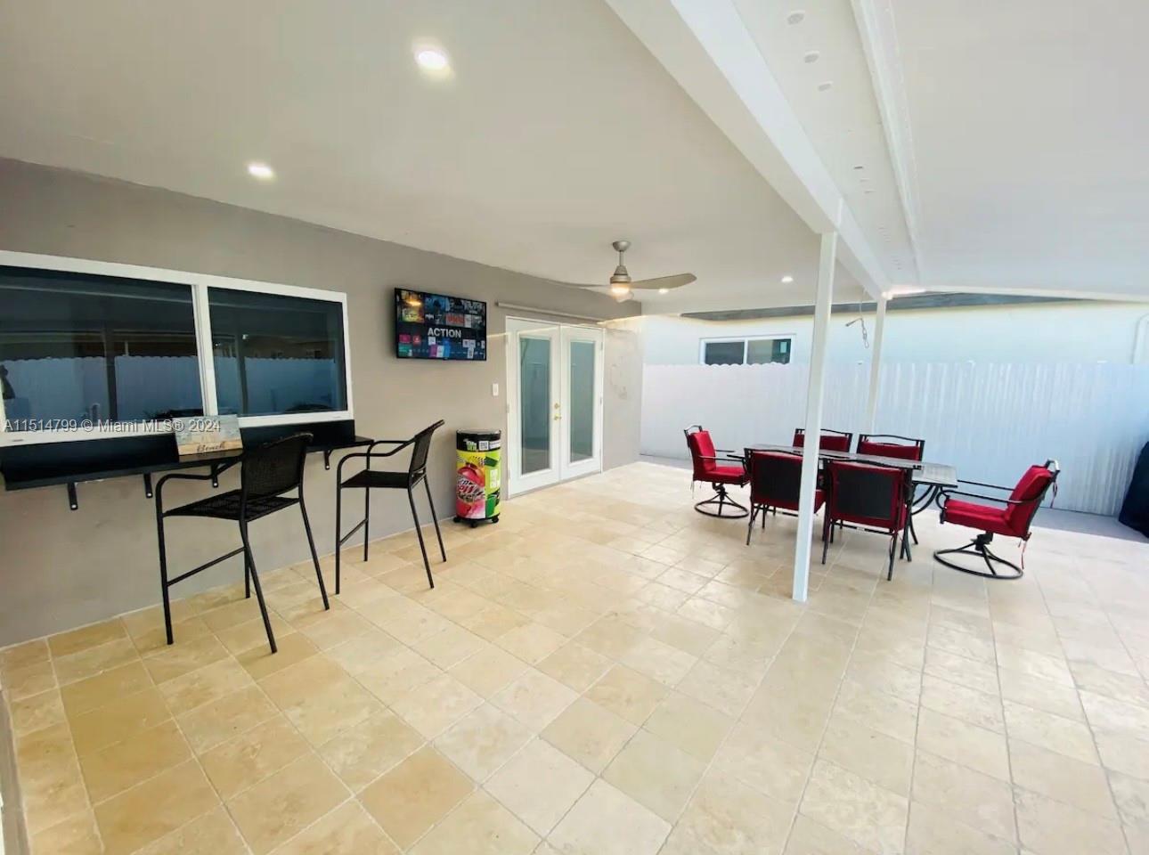 7729 Fairway Blvd, Miramar FL 33023 photo 2