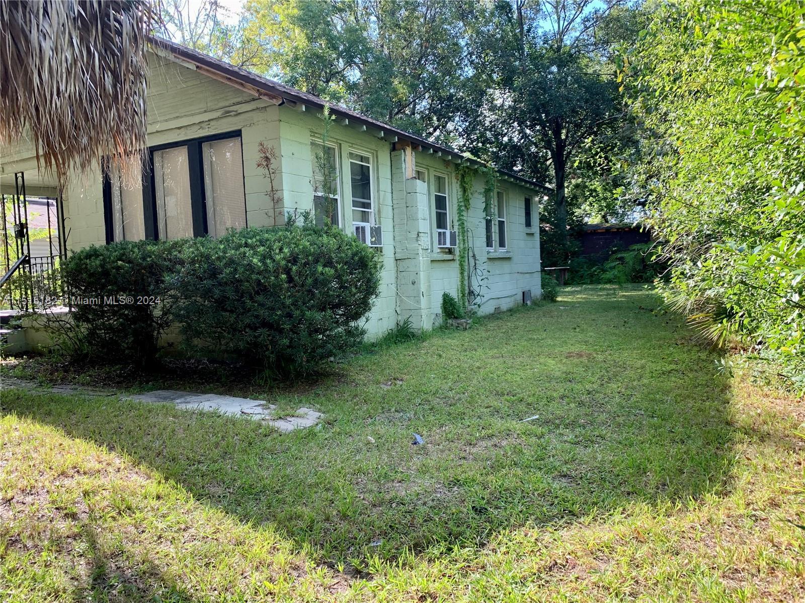 1710 W 2nd Street, Jacksonville FL 32209 photo 2
