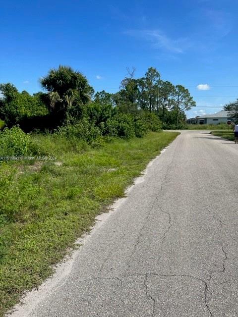2900 33th St SW, Lehigh Acres FL 33976 photo 4