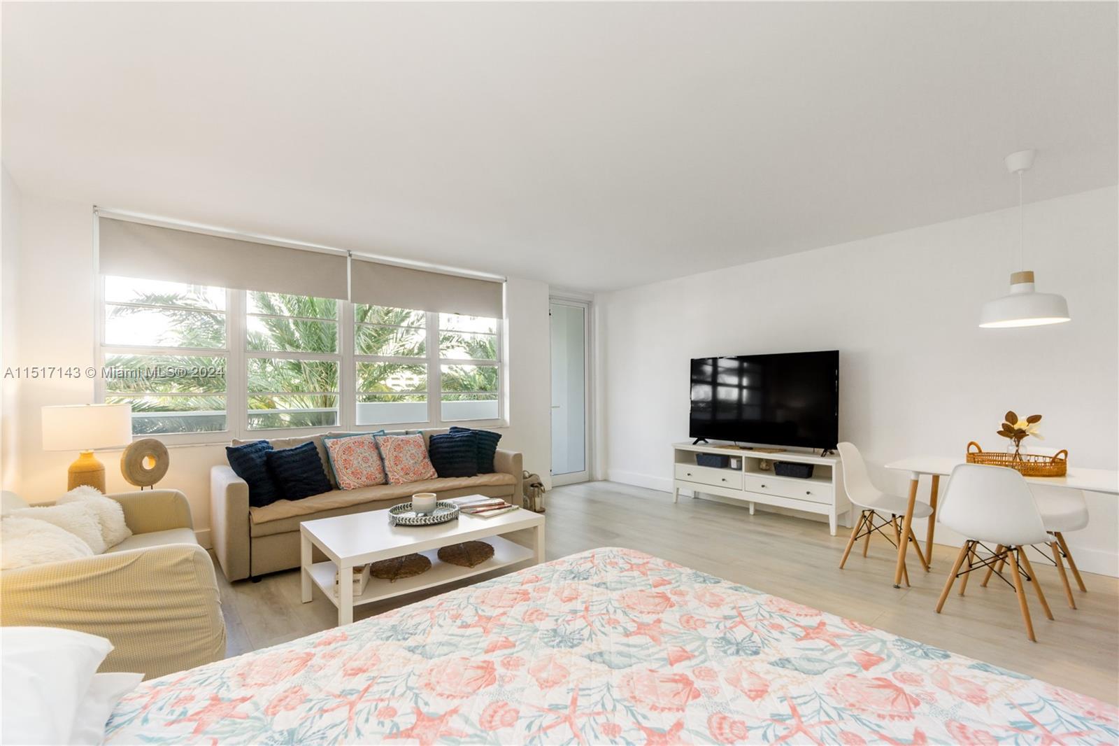 100 Lincoln Rd # 312, Miami Beach FL 33139 photo 2