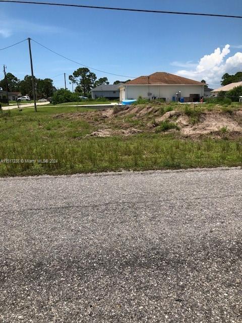 2906 20th St SW, Lehigh Acres FL 33976 photo 2