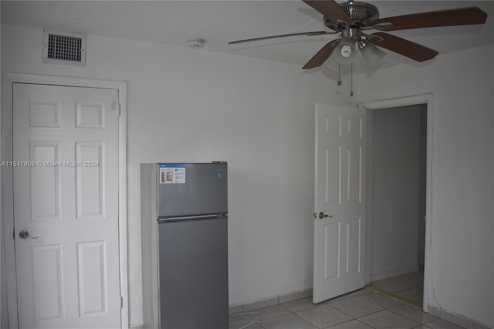 16520 NW 19th Ave # 2, Miami Gardens FL 33054 photo 3