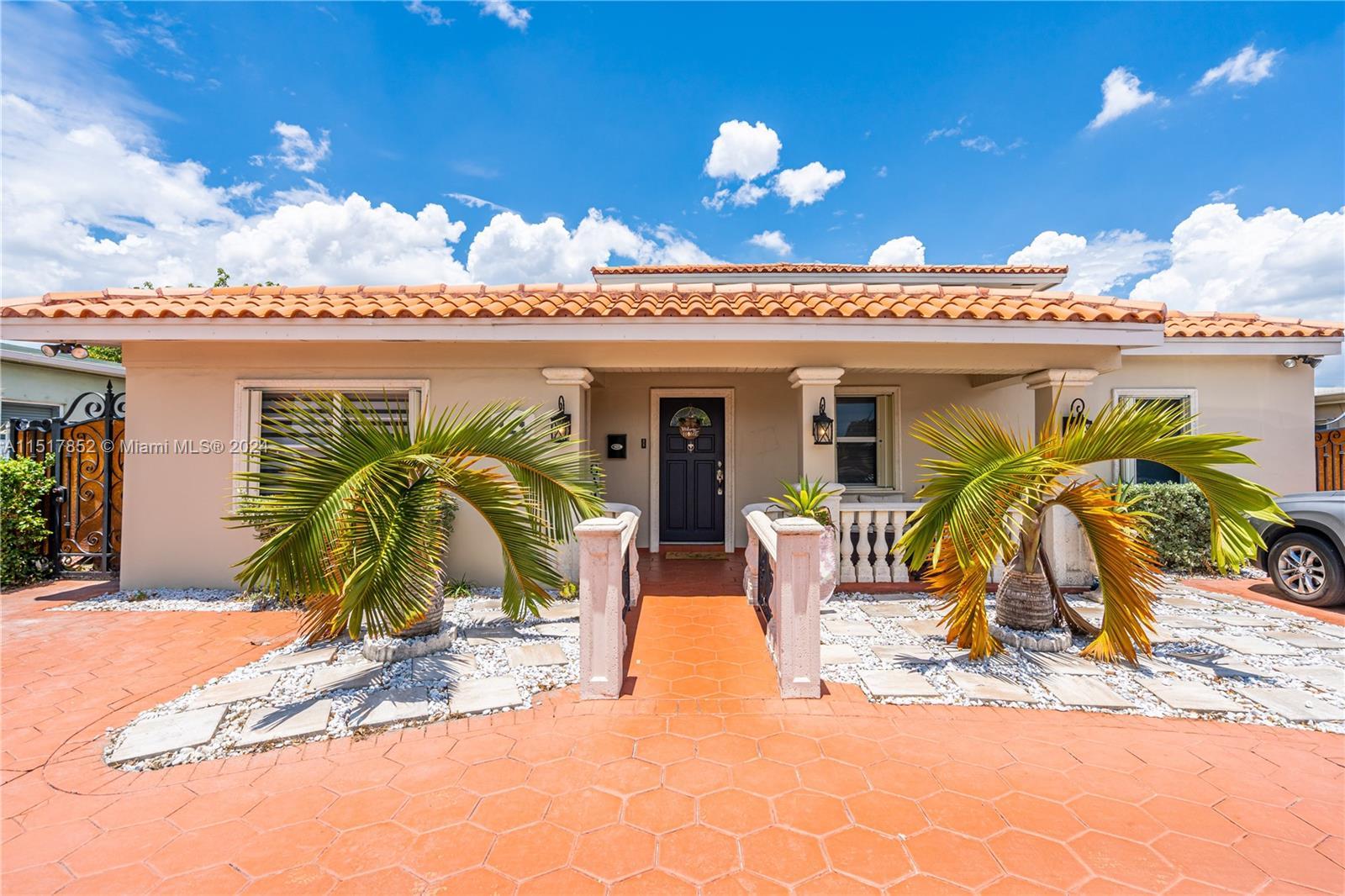 121 E 42nd St, Hialeah FL 33013