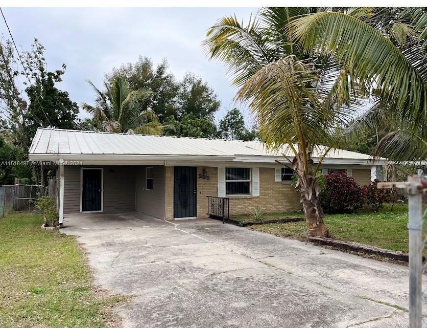 255 NW 36th St. NW, Winter Haven FL 33880