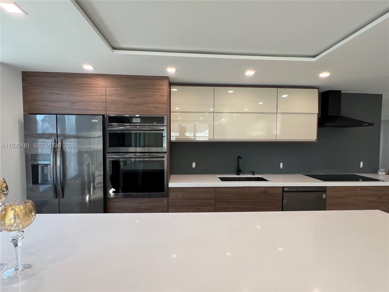 Sunny Isles Beach, FL 33160 photo 4