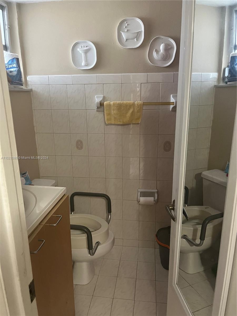 8801 W Flagler St # 309, Miami FL 33174 photo 2