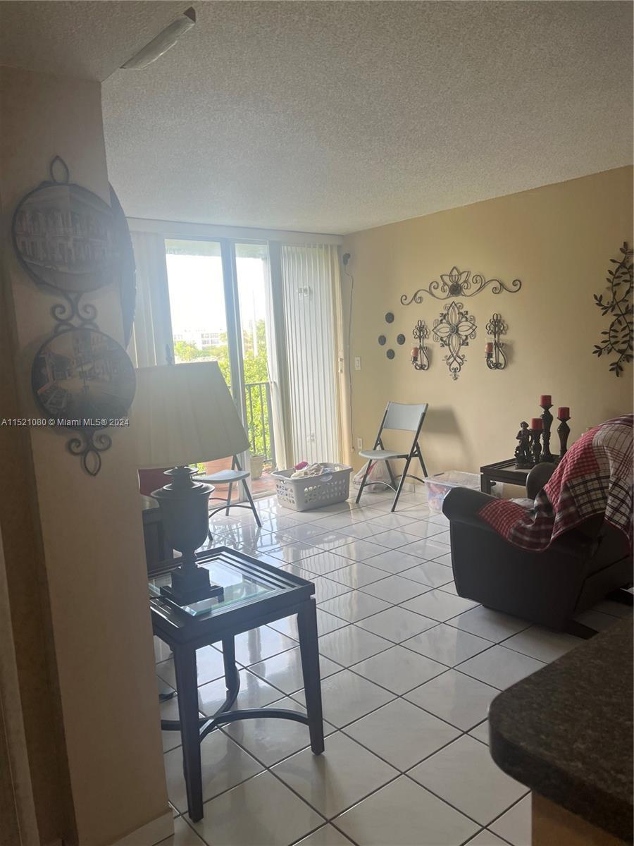 8801 W Flagler St # 309, Miami FL 33174 photo 5