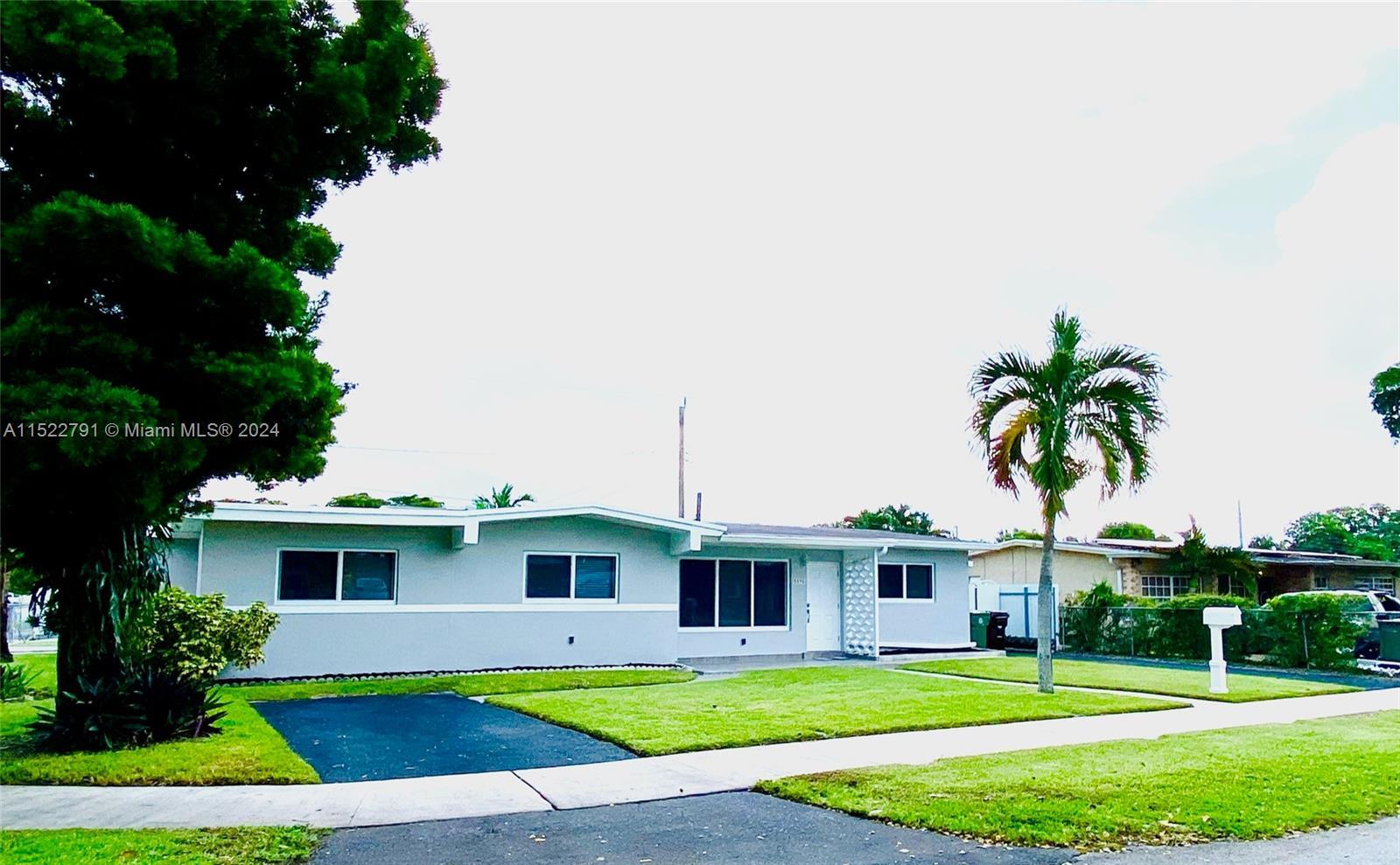5595 W 13th Ave, Hialeah FL 33012 photo 3