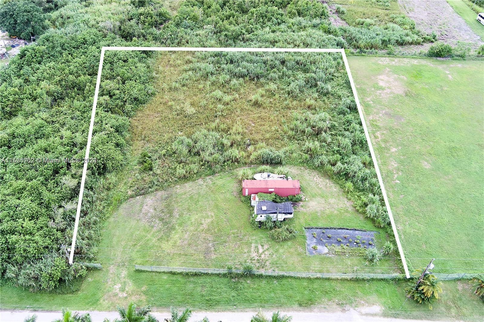15542 SW 212 Ave, Miami FL 33187