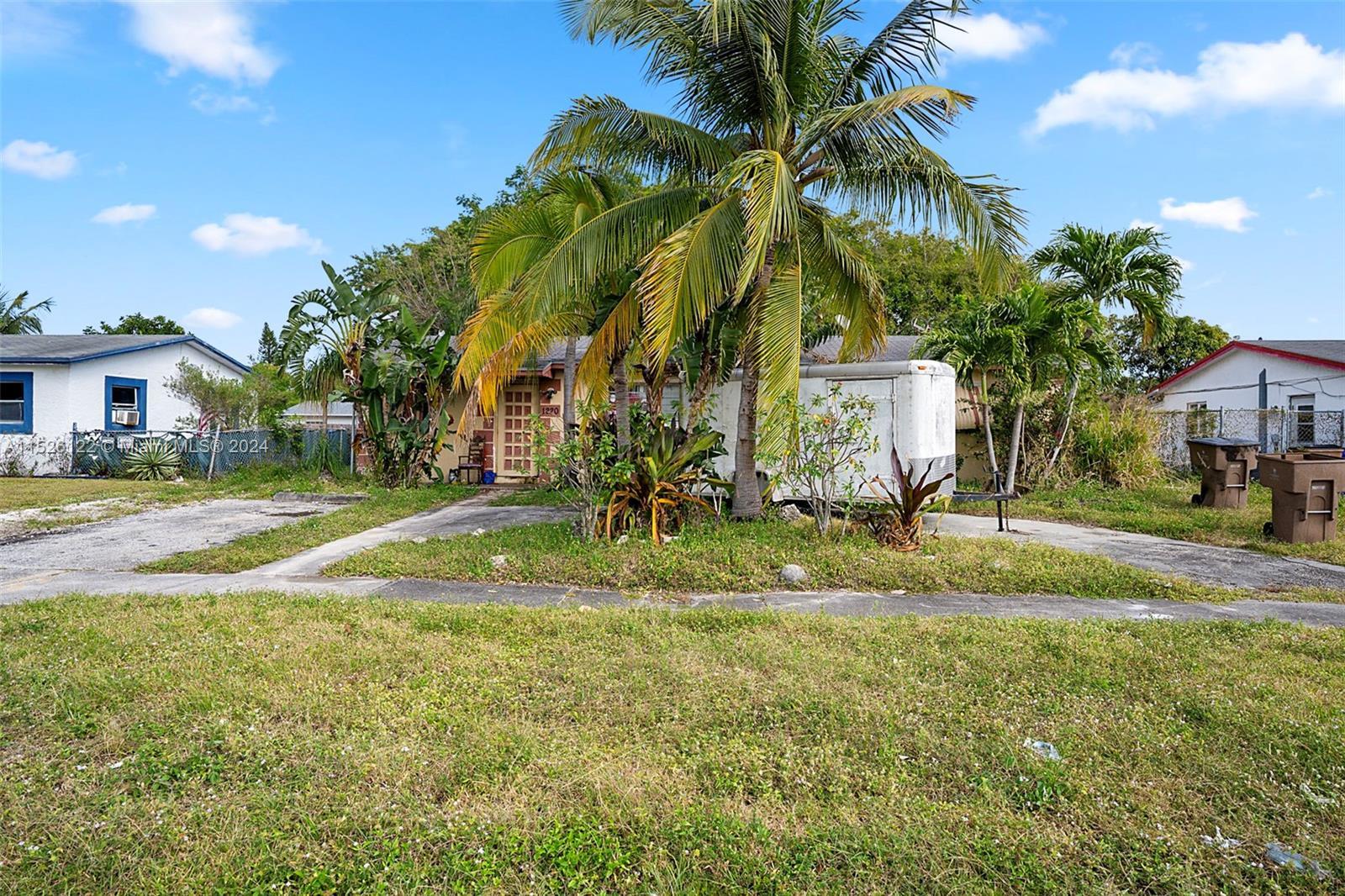 1220 SW 6 TERR, Deerfield Beach FL 33441 photo 2